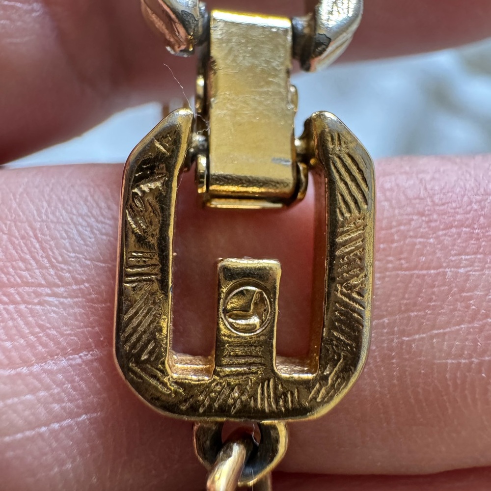 Givenchy Gold Chain Bracelet - Picture 6 of 9